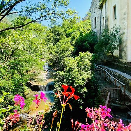 Campagna Waterfalls View Suites Ngoại thất bức ảnh