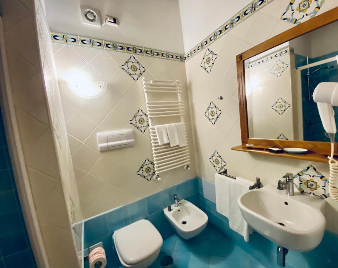 Campagna Waterfalls View Suites Ngoại thất bức ảnh
